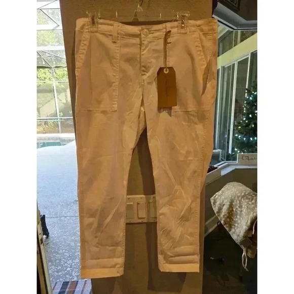 Adriano Goldschmied Women's White Capri Pants M Patch Pocket Casual - Picture 3 of 15